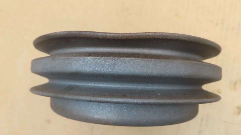 Polea cigüeñal 215 aluminio V8 2 Grove Oldsmobile Buick Rover Pontiac 1365028 Foto 3 de 3