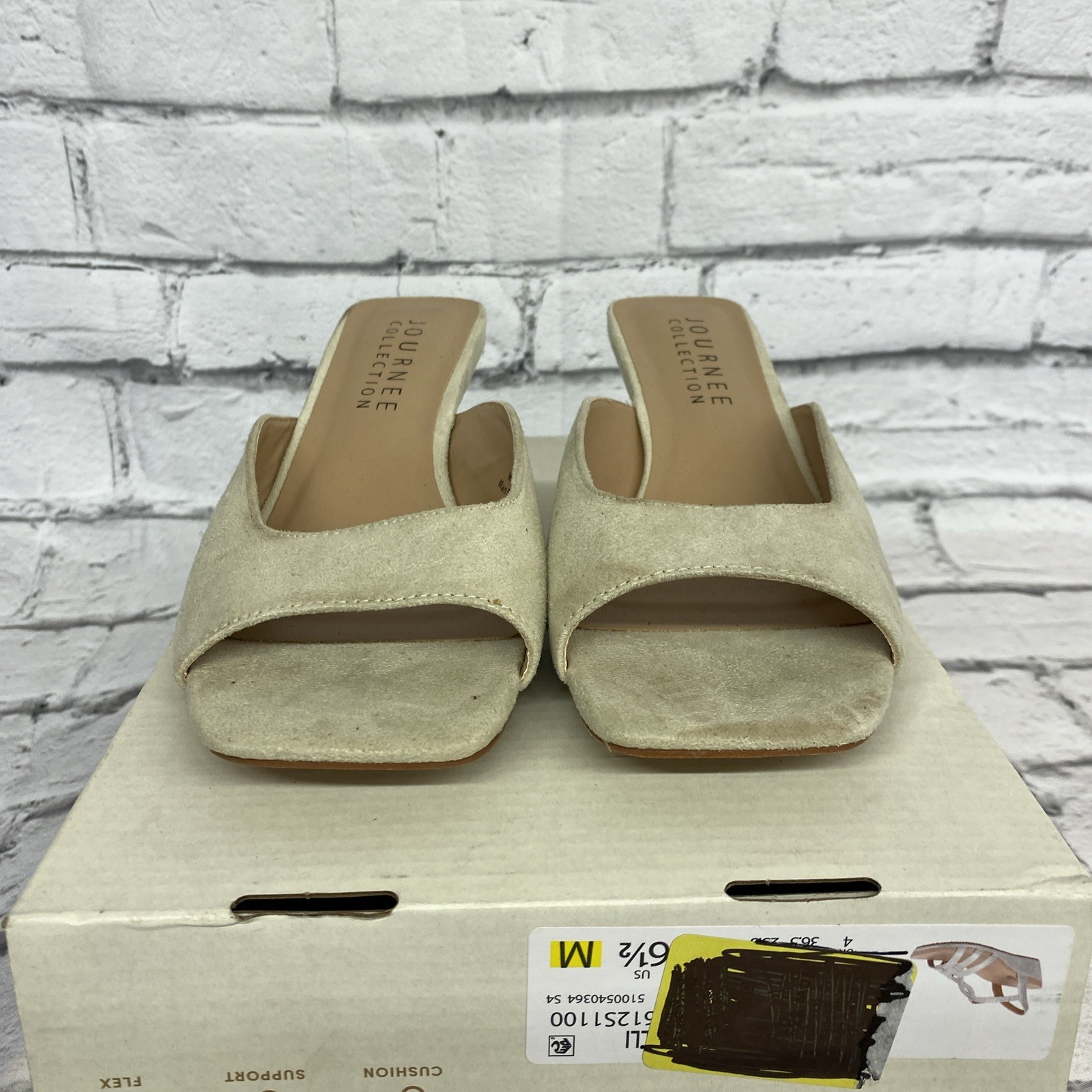 Journee Collection Womens 6 1/2M Tan Nude Heels