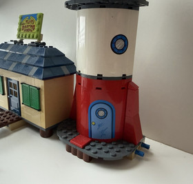 LEGO 4982 SpongeBob Mrs. Puff's Boating School - Incomplete, Missing Patrick