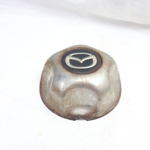 MAZDAB2300 B2600 B3000 B4000 OEM WHEEL CENTER CAP F67A-1A096-KA F67A-1A096-MA - Picture 2 of 9