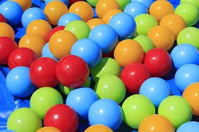 VERTRIEB DURCH WIM-SHOP 100-STÜCK EXTRA GROßE Bälle ø9cm für Bällebad / Babypool usw "TOP QUALITÄT 06186