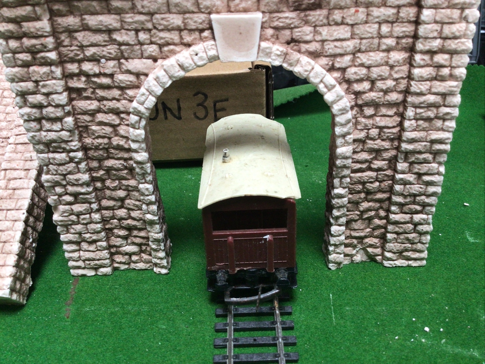 Picture 4 of 9