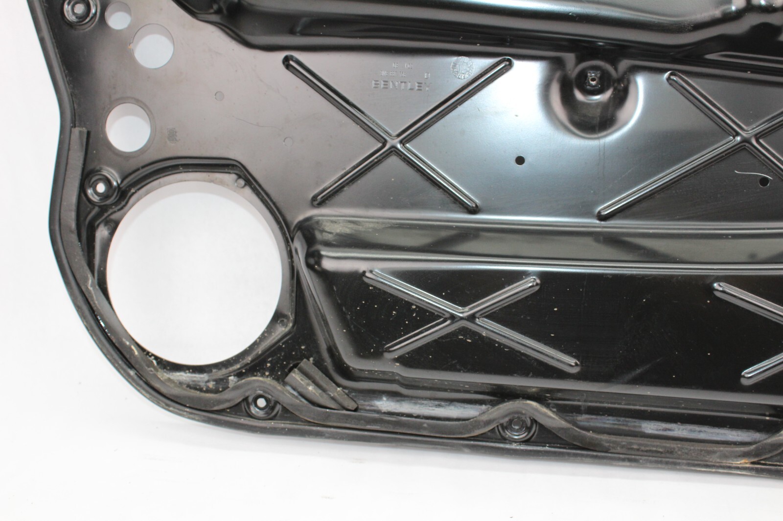 2003-2010 Bentley Continental GT Right Door Window Mechanism Regulator Panel