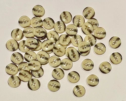 20 Caramel Cream and Brown Buttons 15mm Round 4 Hole B64-41 AUSSIE SELLER - Picture 2 of 4