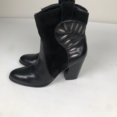 Naturalizer Ember Womens 6 M Black Leather / Suede 3'' Heel Short Boots