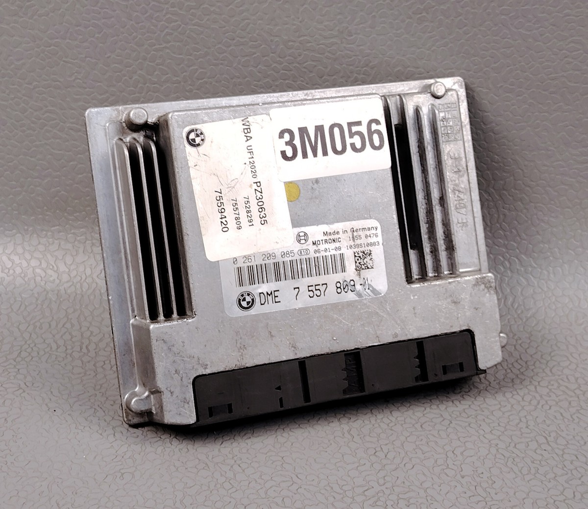 bmw 116i e87用 BMW NEW GENUINE 1 SERIES E87 HEADLIGHT WASHER JET COVER CAP
