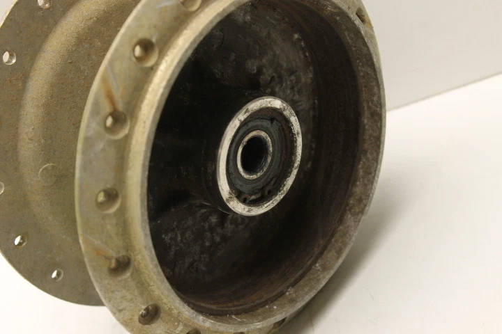 Buje trasero Kawasaki KE 250 KE250 #4193 Foto 3 de 4