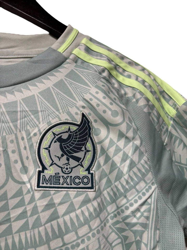 México Adidas Visitante Jersey y Pantalones Cortos Copa América 2024 Hombre’s Talla Mediana Set Foto 3 de 4