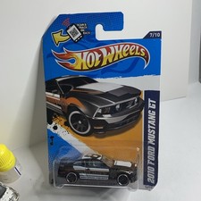 Hot Wheels 2010 Ford Mustang Gt Hw Main Street 12 710 2011 Hot Wheels 2010 Ford Mustang Gt Hw Main Street 12 710 2011