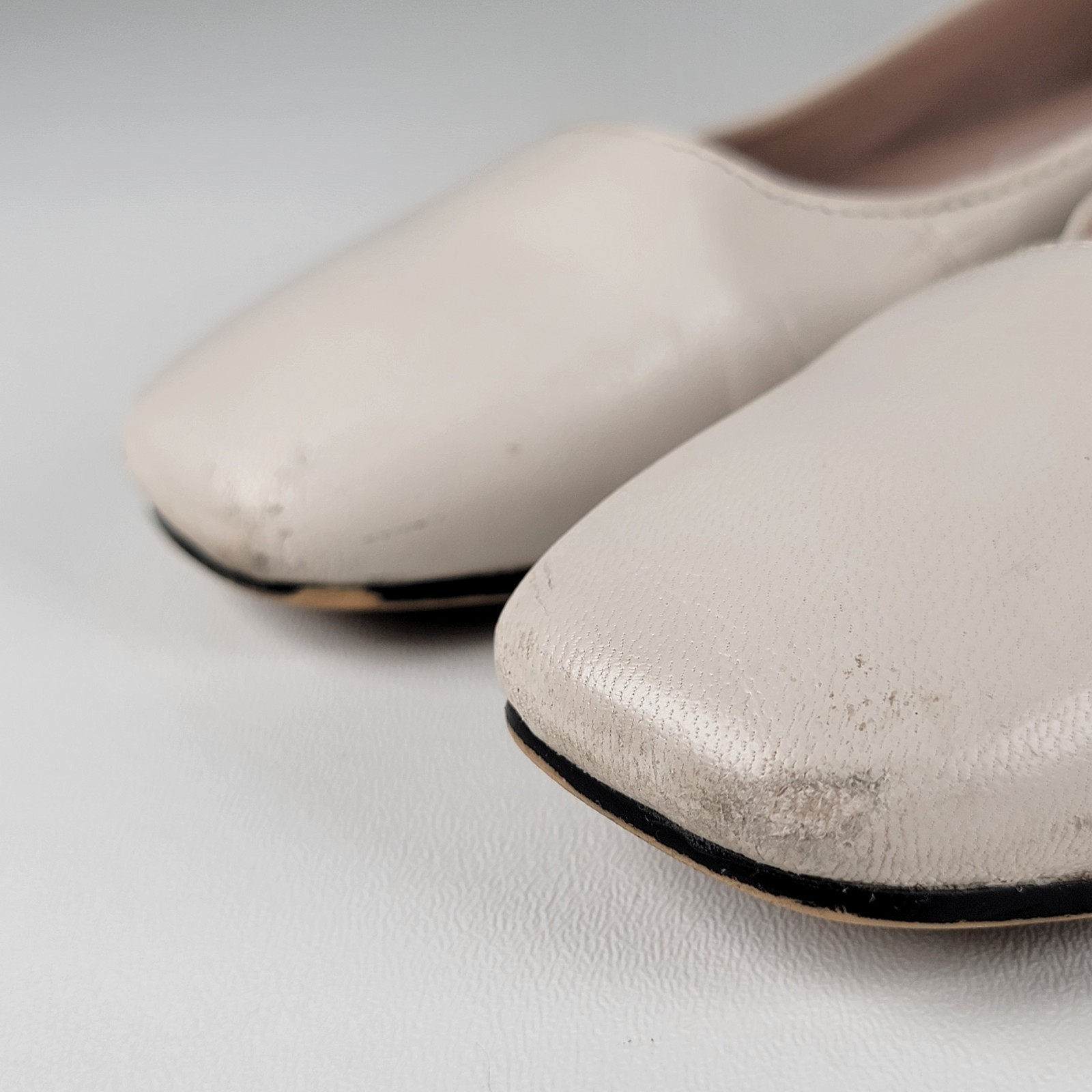 Calvin Klein Collection Women's 7.5 M Leather Ballet Flats  Biege thumbnail 12