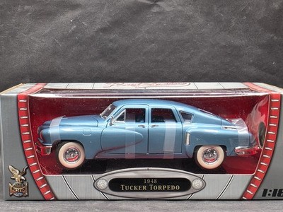 Road Signature 1948 Tucker Torpedo Blue Tin Goose 1:18 Scale