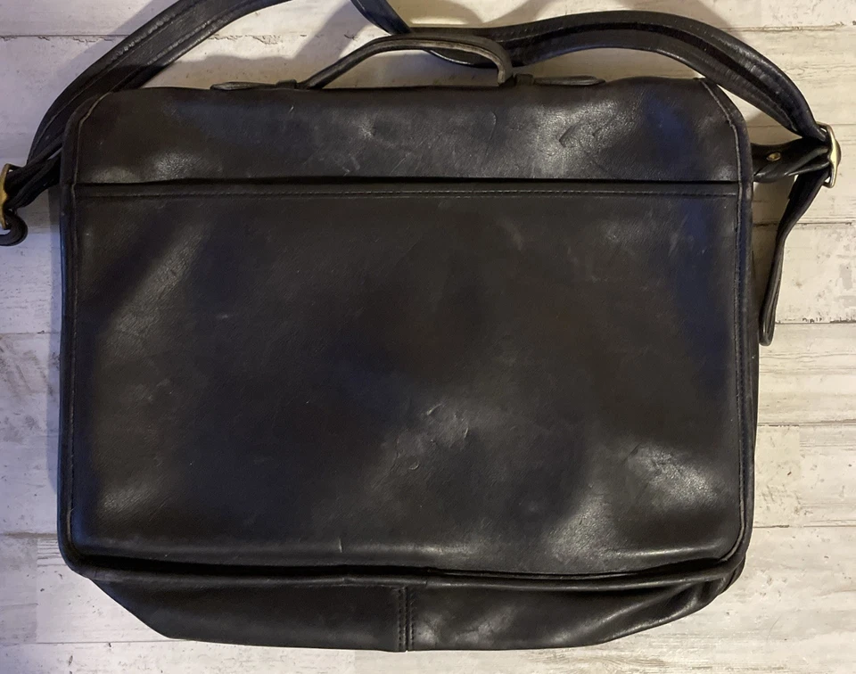 Vintage Coach #7106 Pasta de Couro Preto Carteira Bolsa de Ombro Ferragem Dourada - Imagem 3 de 4