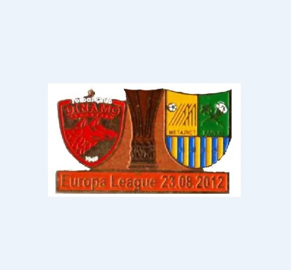 Pin's Rapid Bucarest, Football, Roumanie, Neuf Sous Blister