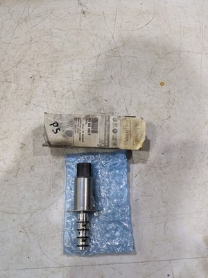READ Genuine VW AUDI SEAT Golf R32 GTI Rabbit Variant Control Valve 066906455F