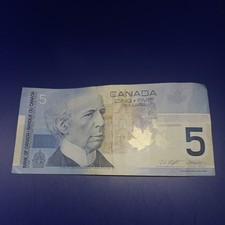 2001 Canada $5 Dollar Banknote 