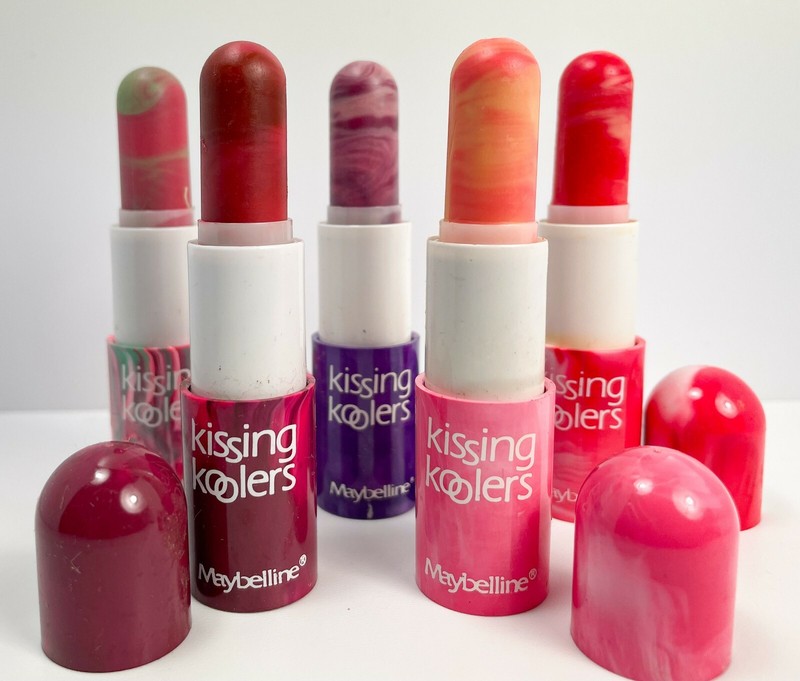 New 5 PC MAYBELLINE Kissing Koolers Flavored Lipgloss *VINTAGE RARE ORIG** AS-IS