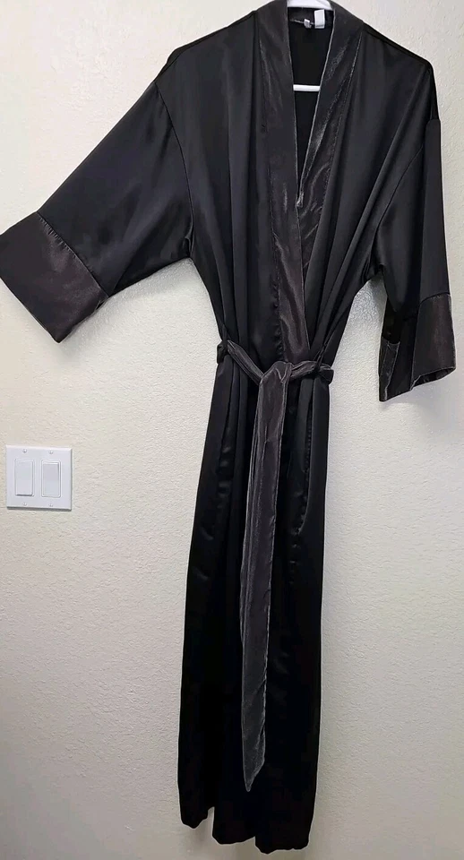 $189 NORDSTROM Unique Velvet  Long Maxi Belted Robe Pockets Womens Sz Small  - Image 2 of 4