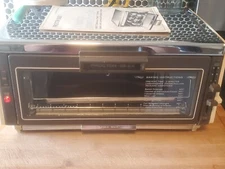 Vintage Proctor Silex Continuous Clean Toaster Oven / Broiler - Model 0235