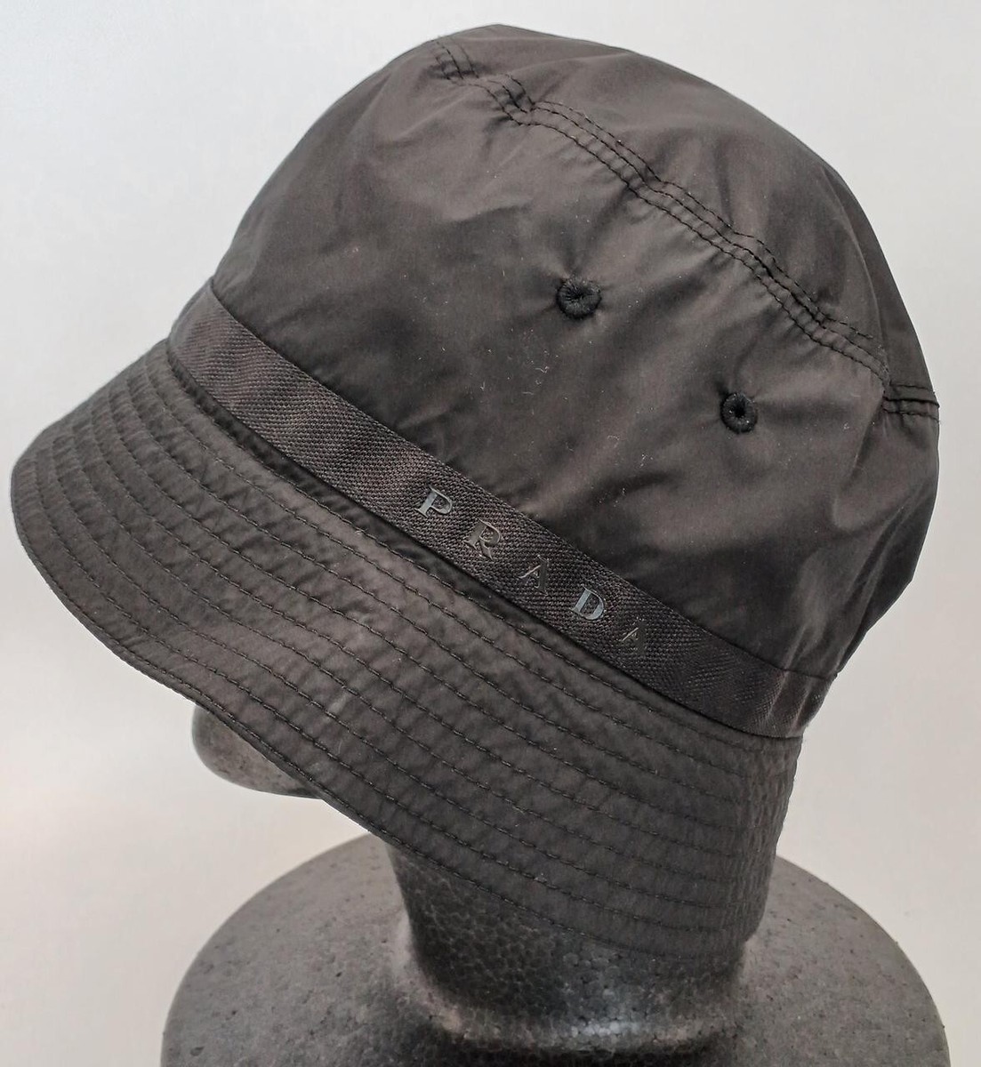 Prada Authentic Bucket Hat Black Nylon L Size Model No.98339 Made