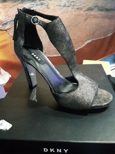 dkny colby ankle strap