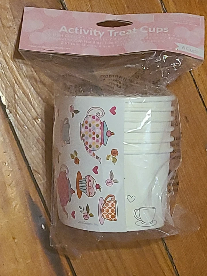White & Tea party Pattern 6Pk Treat Cups 9 Fl oz. New!!! - Image 2 of 4