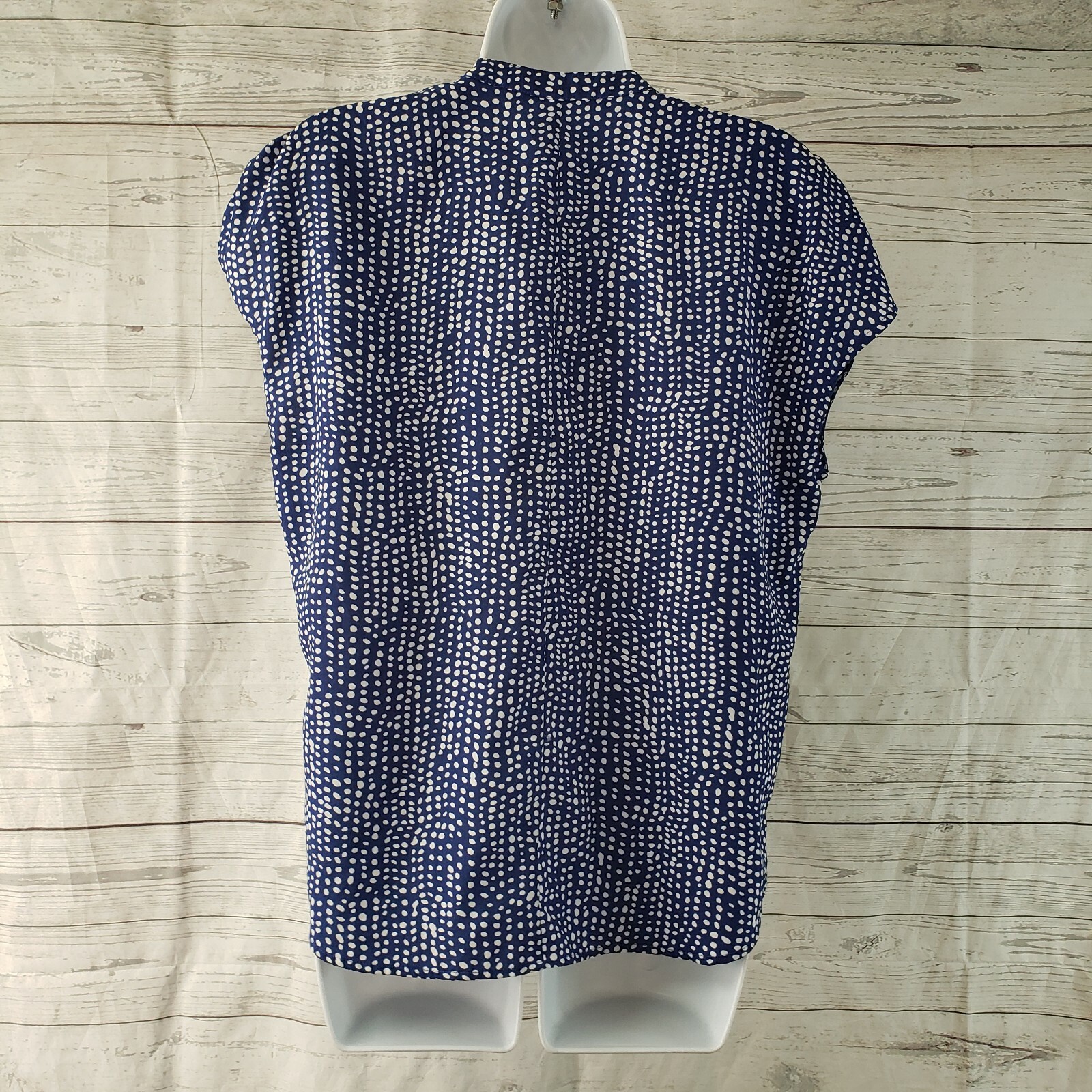 Collective Concepts Womens Top Sz Medium Blue White Spotted Short Sleeve