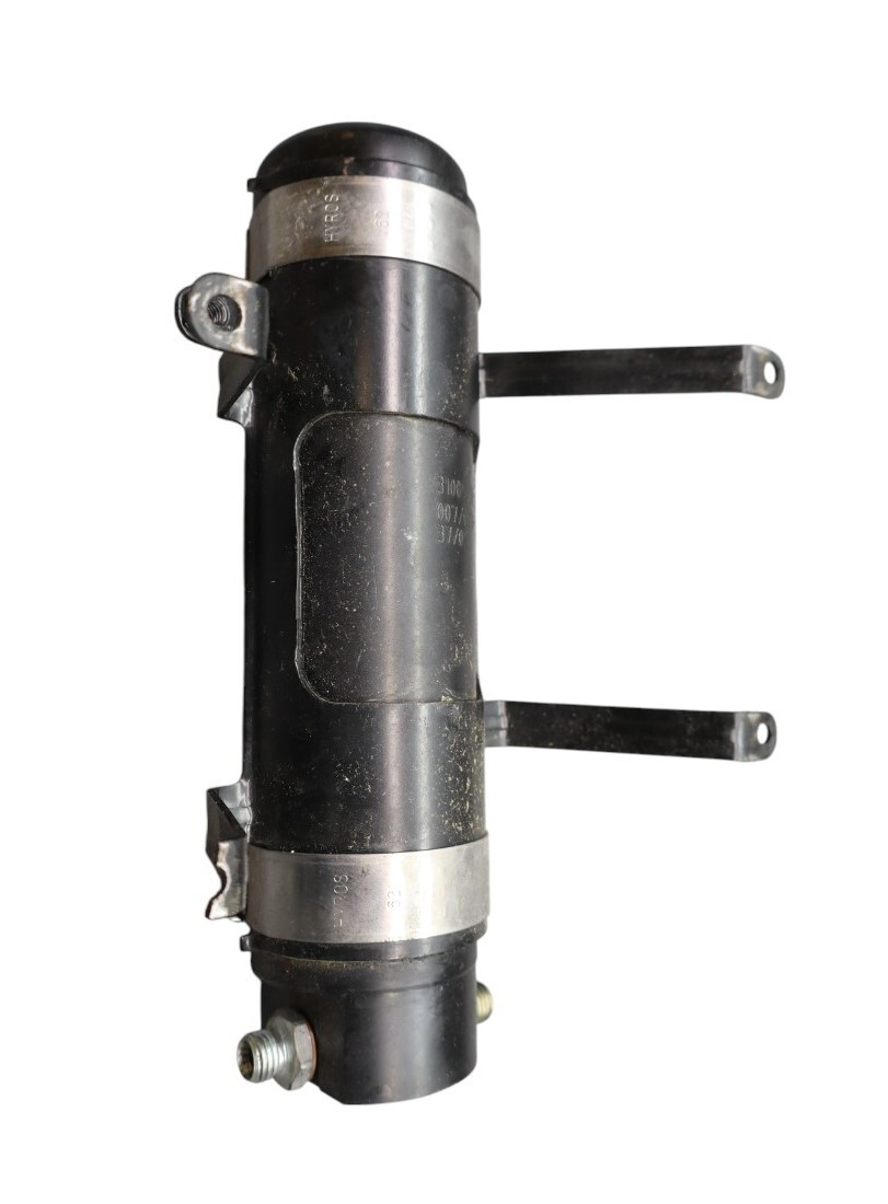 04-06 Maserati Quattroporte M139 Engine Oil Accumlator Reservoir Oem