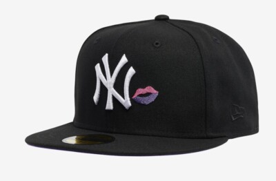 New Era New York Yankees Black Kiss 5950 Hat 1998 WS Patch New Era New York Yankees Black Kiss 5950 Hat 1998 WS Patch