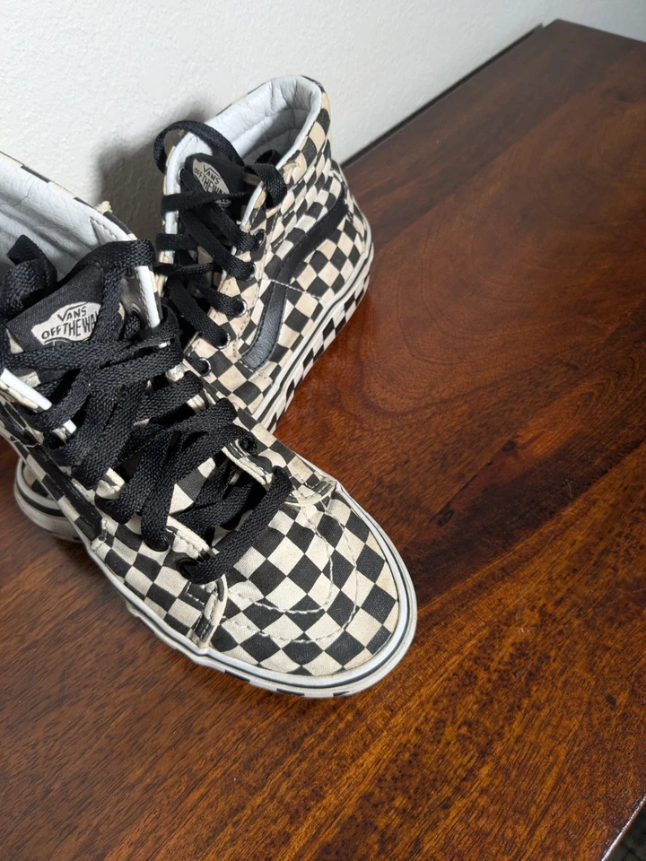 Zapatillas altas clásicas Vans SK8-Hi Checkerboard negras blancas talla 2 Foto 2 de 4