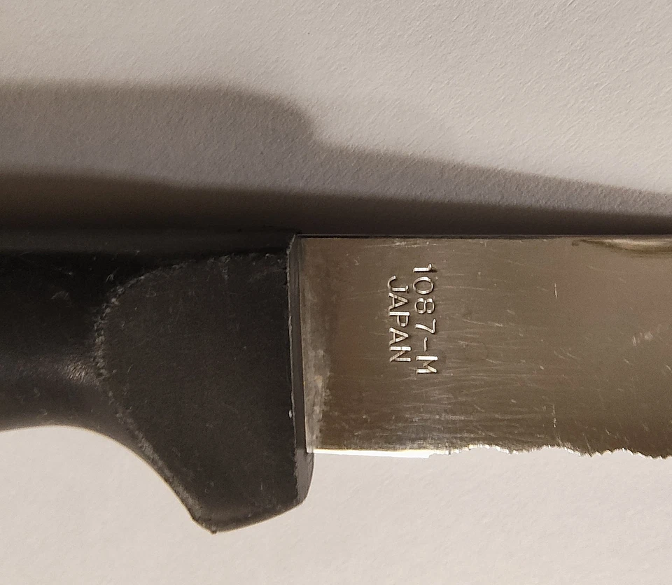 Cuchillos para carne 6 piezas corte diamante afilado dentado acero inoxidable mangos negros mate Foto 4 de 4