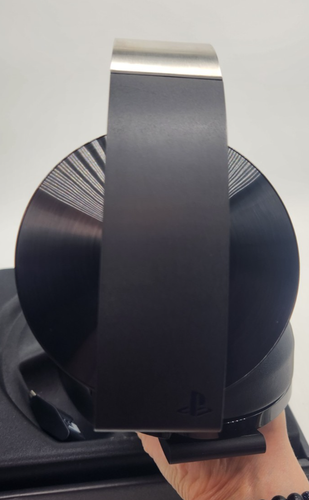 Auriculares inalámbricos para juegos Sony Platinum para PS4 PlayStation 4 negros con dongle - Imagen 5 de 10