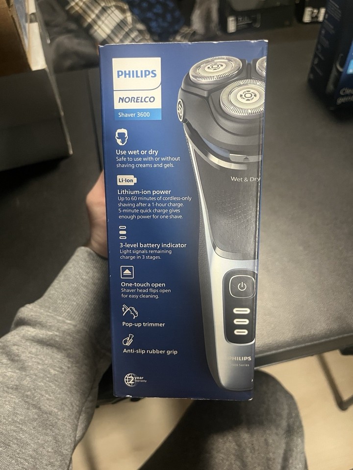 Philips Norelco Shaver 3600 Rechargeable Wet Dry Electric Razor | eBay