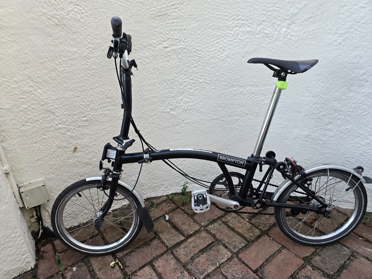 Brompton C Line Folding Bike 6-Speed, Mid Handlebar 2022 UK