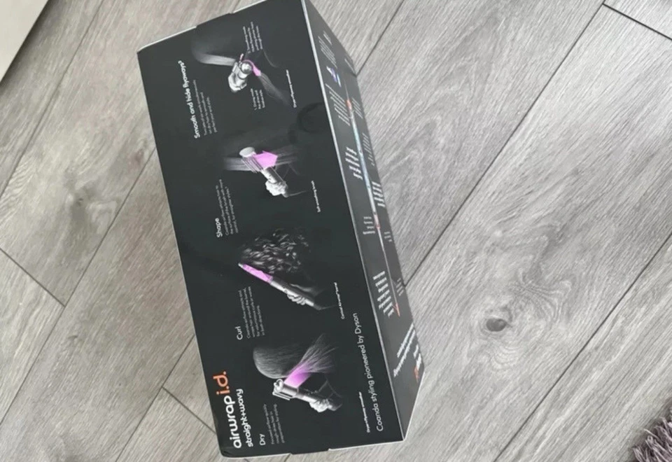 Bnib Dyson Airwrap i.d. Straight + Wavy Multi Styler and Dryer🎄🎁 - Image 3 of 4