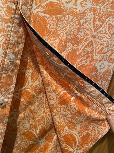 Salt Life Men’s SLX Performance Orange Ventilated Short Sleeve Shirt NWT Size S - Picture 3 of 7