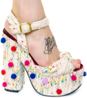 NIB Irregular Choice Tic Tac Toe Discontinued White Platform Sandal sz 37/6.5M