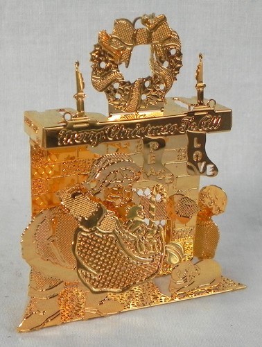 Danbury Mint "Santa's Visit" Ornament from 1997 Gold Christmas Collection, Exc. - Picture 3 of 8