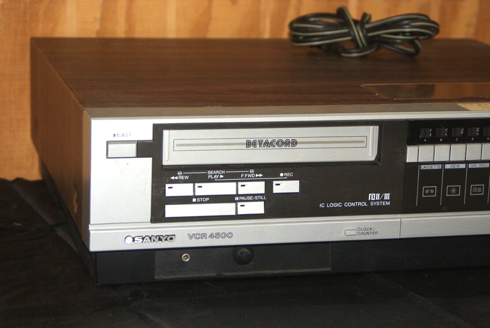 VINTAGE SANYO Beta Betamax Betacord Video Cassette Recorder VCR 4500 eBay