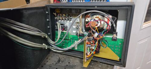 MOOG MHP Maschinen CNC Bedienfeld und Bildschirm - Bild 3 von 3