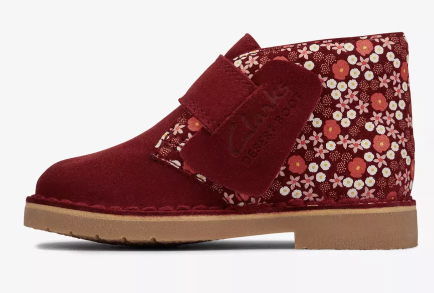 Clarks desert hot sale boots girls