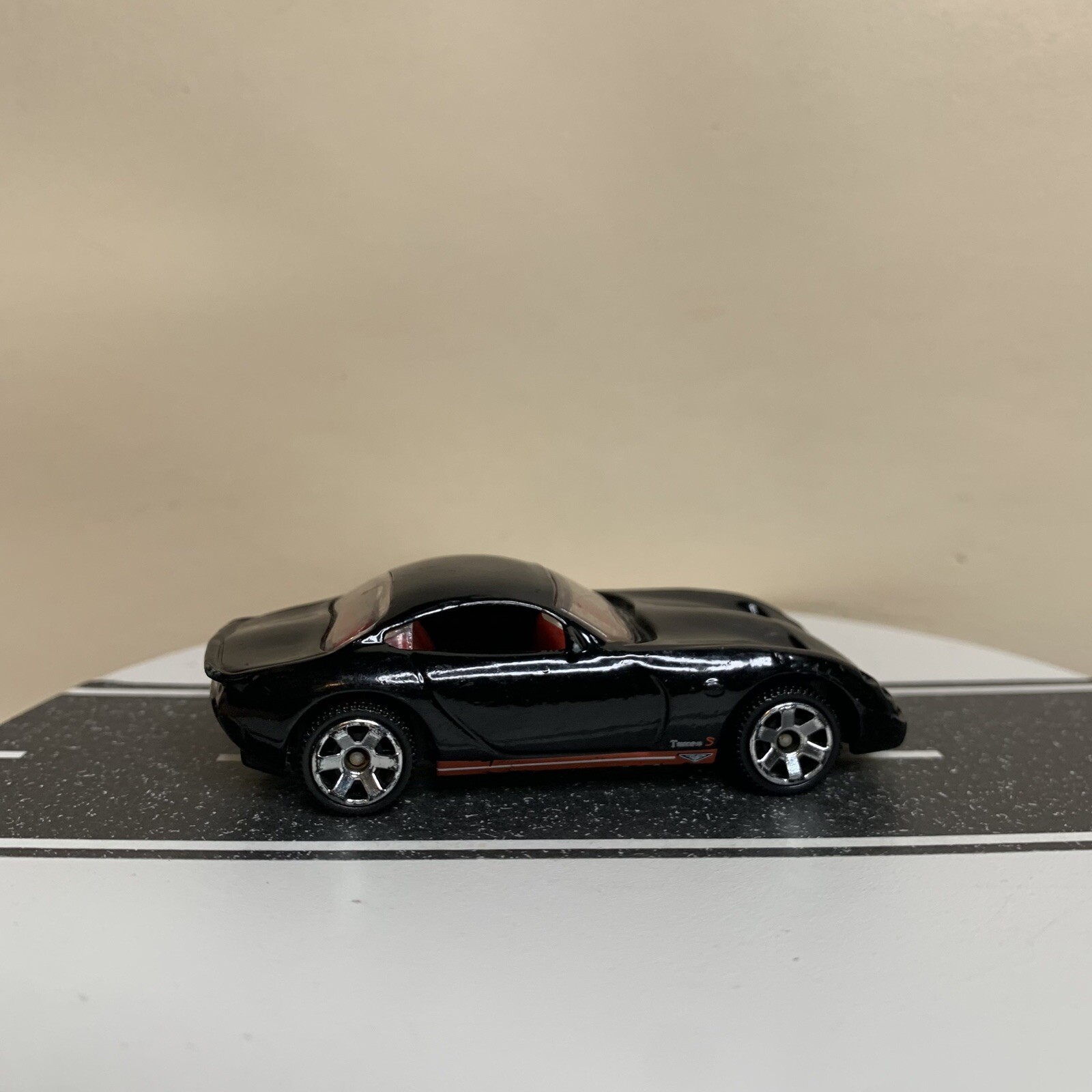Picture 11 of 13