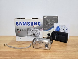 Samsung Digimax A6 - 6MP Digital Compact Camera - Y2K Boxed