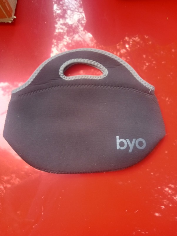 BYO Gray Neoprene Insulated Lunch Bag Oval Zipper With Handle, 1 Compartment