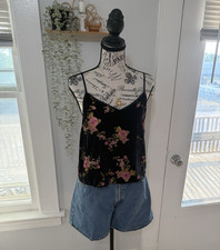 Victoria  s Secret Women  s Black/Pink Floral Spaghetti Strap Cami Tank Top S