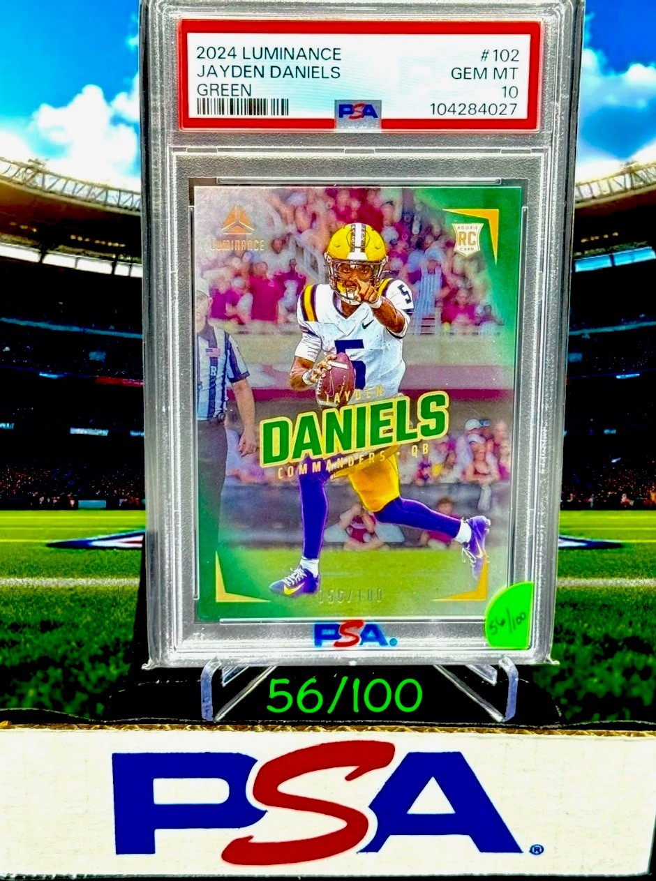💥🚀💥2024 Panini Luminance Jayden Daniels #102 GREEN🩸56/100🩸 (RC) POP 3