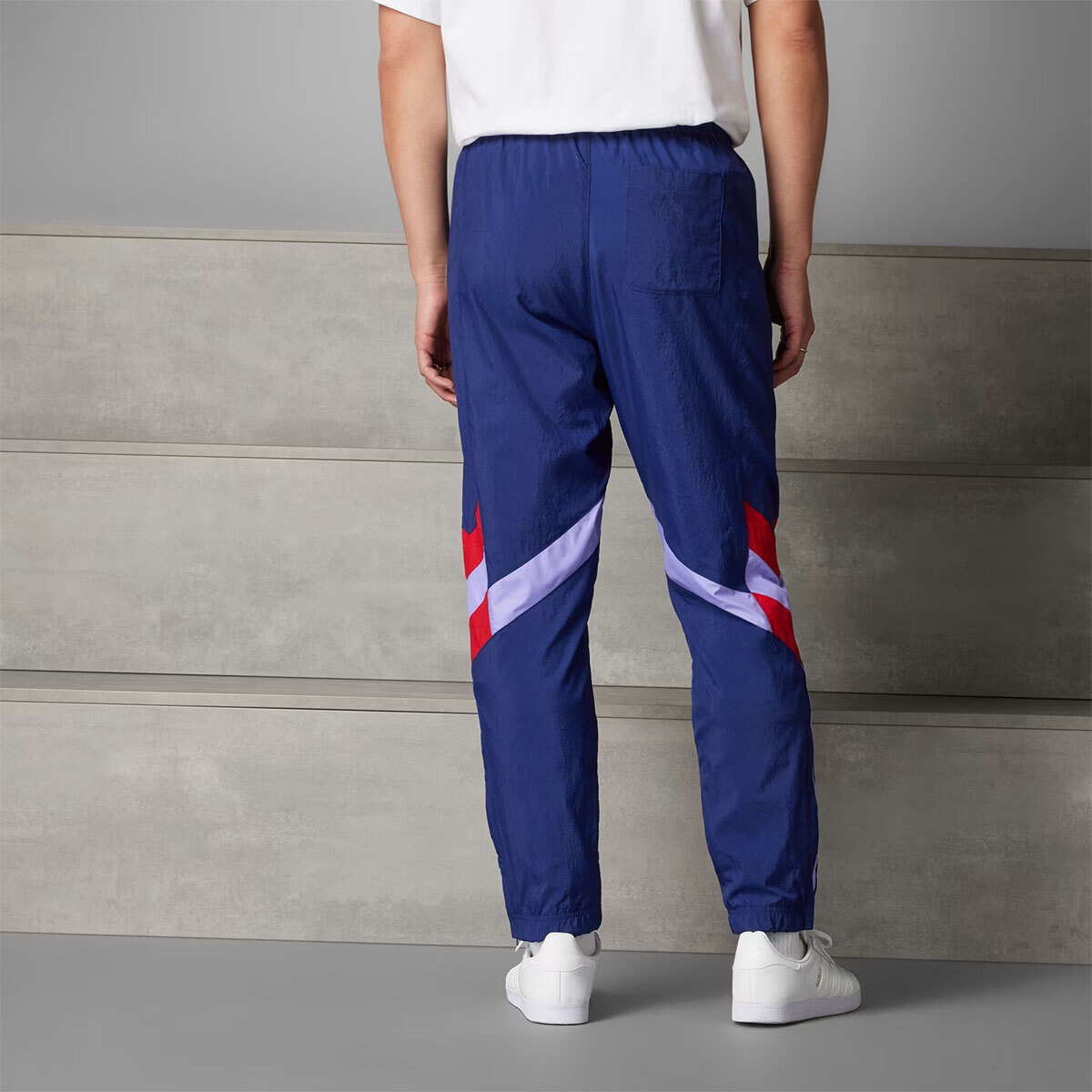Adidas FC ARSENAL ORIGINALS TRACK PANTS IS6500 Scarlet Adidas FC ARSENAL ORIGINALS TRACK PANTS IS6500 Scarlet