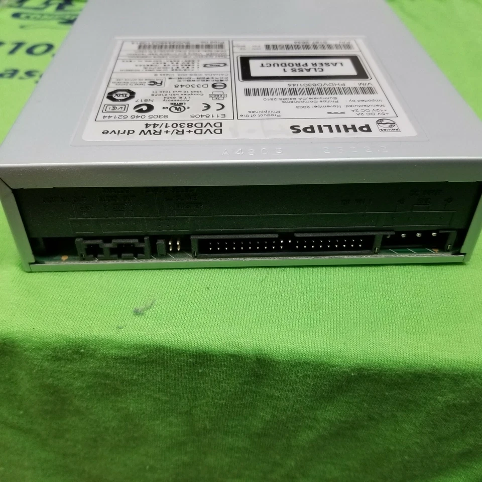 Philips DVD8301/44 IDE DVD-RW Desktop Drive Black HP - 5187-2634 - Image 3 of 3