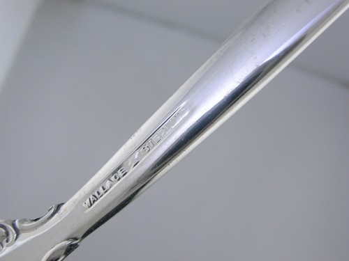 Rare Sterling Silver WALLACE Pea Serving Spoon GRANDE BAROQUE - Picture 5 of 5