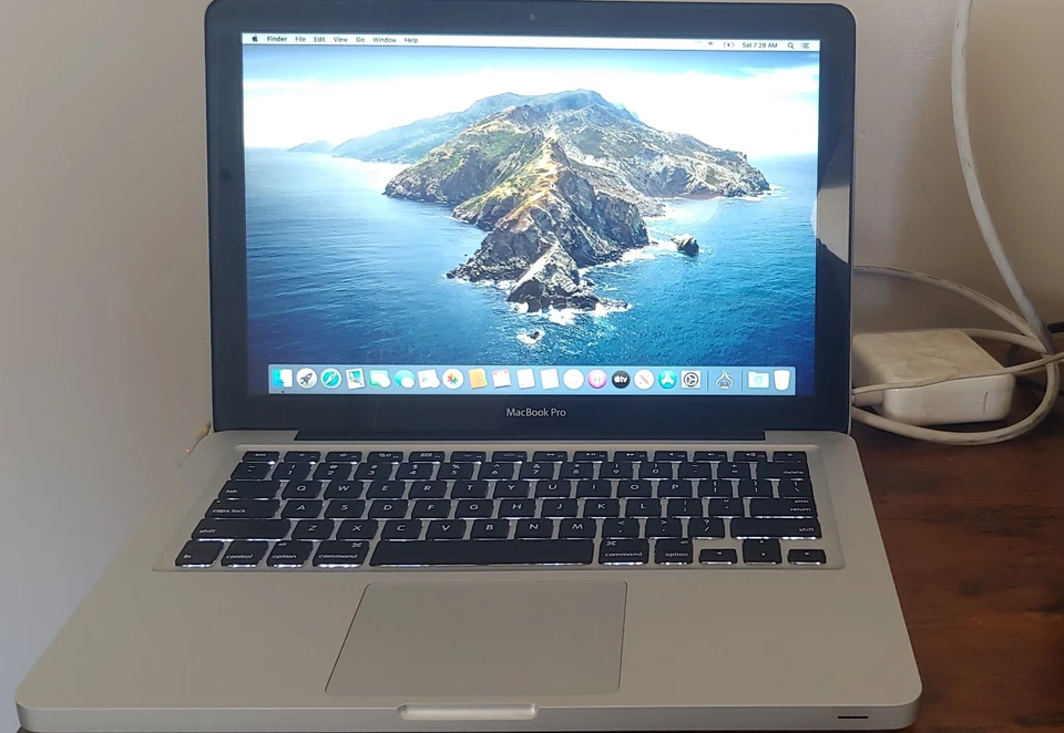 Portátil Macbook Pro 9 2012 Core I5 4 GB RAM 500 GB cámara HD pantalla ancha LED de 13,3 pulgadas Foto 2 de 4