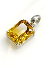 25.70 Ct GIE Certified Natural Yellow Sapphire 925 Silver Pendant Loose Gemstone